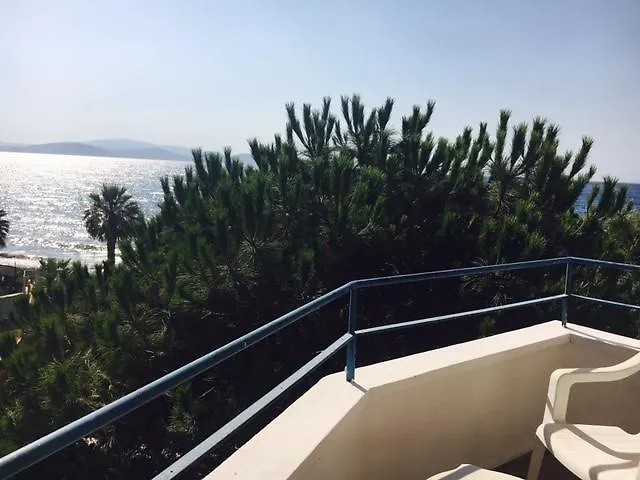 Guzelcamlı Art Beach Hotel