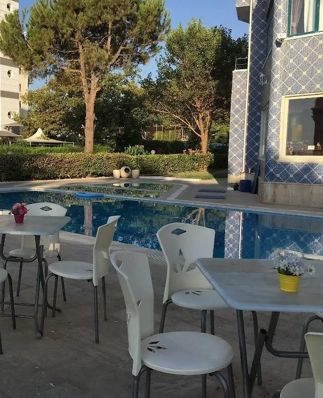 Art Beach Hotel Guzelcamlı