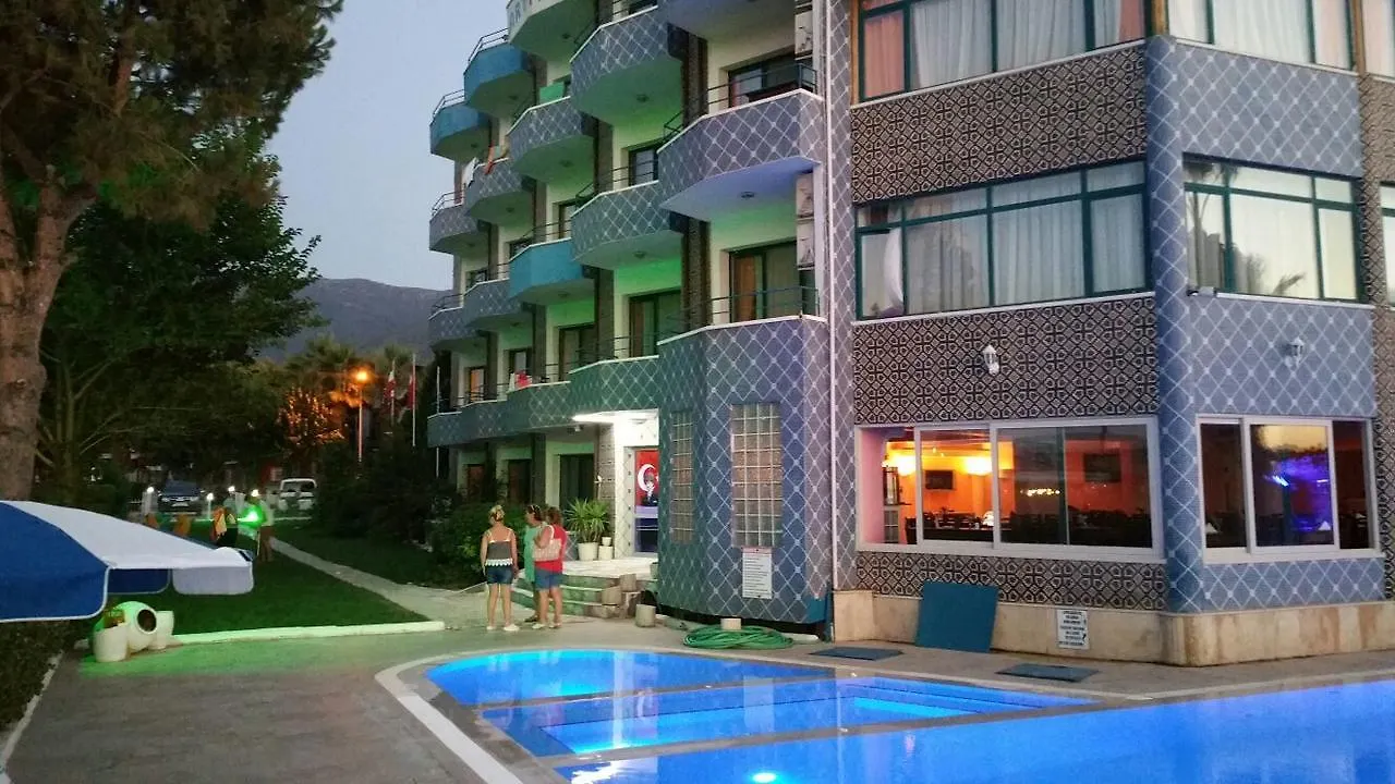 Art Beach Hotel Guzelcamlı
