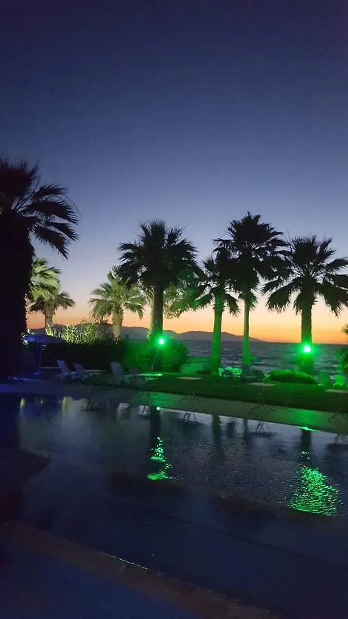 Art Beach Hotel Guzelcamlı