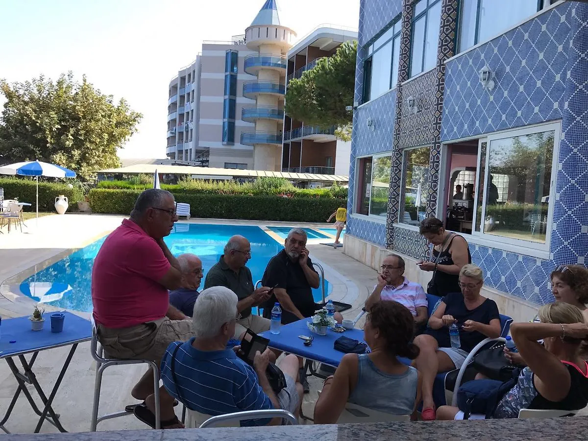 Art Beach Hotel Guzelcamlı