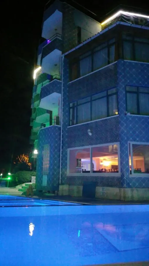 Art Beach Hotel Guzelcamlı